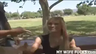 أحترق شوقًا وأتوق إلى قضيب عميق