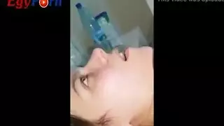 موعد الطبيب ينتهي بأخذ الشقراء له في المؤخرة