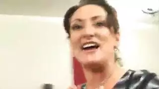في سن المراهقة مثليه الإحليل ناضجة الهواة
