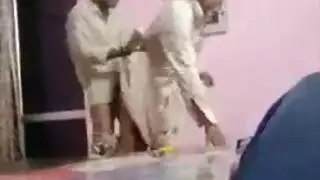 ناكها في طيزها بالعافية