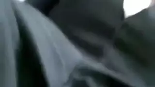 يدخل وهي نوم