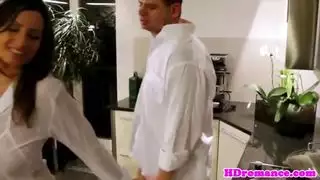 مثليه الملاعين غي الثدي الطبيعية الحمار الكبير