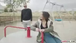 هذه الجولة والثابتة تجعل أي قضيب كبير