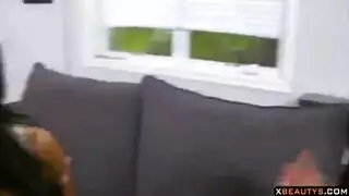 ابي لا يشبع مرته
