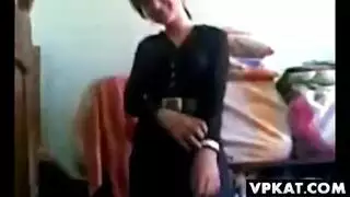 الأم المغربية مع ولديها
