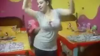 مربربه لبوه جامده اوى وشوية منيكه ونيك على