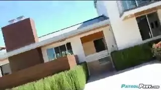 فتيات شقراوات في أوgy مثلية صريحة مع إيلاج مزدوج
