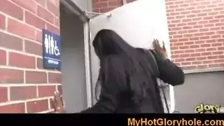 ليوم نيكك