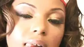 نيك الطبيبة المثيرة في العيادة