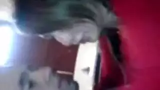 فحل ينيك كسها ويضربها
