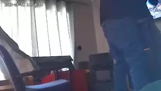 اضغط تشغيل لمحتوى فضة الصريح