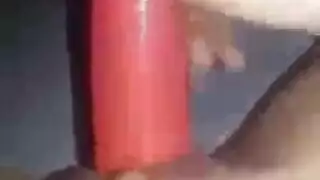 شقراء قرنية يضع لداعر المتشددين