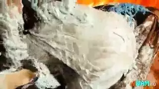 رسم تتوه في أماكن غريبه