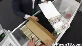 النقود في يدك تمنحك خدمات هذه العاهرة الإباحية