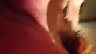 أم روسية تمص القضيب ببراعة قبل أن تُضاجع بوضعية المبشر