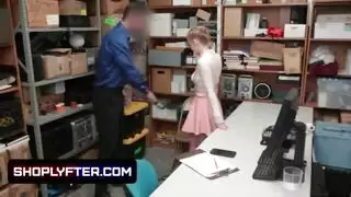 سكس مع ضابط الأمن نيك في المخزن مترجم عرابي