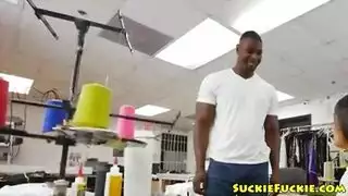وقحة سيئة يحصل عليها ويحصل على وجهها مغطى في نائب الرئيس