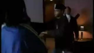 خال شاذ يغتصب ابن اخته
