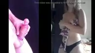 الشقراء المثيرة كريستينا كورتيز في جنس قاسي وسادي