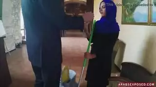 زنجي يغتصب محجبة عربيه