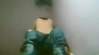 اغتصاب اخت صاحبه في الحمام