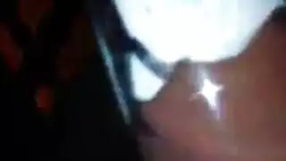 مراهقة شقراء تختنق على قضيب ضخم صريح