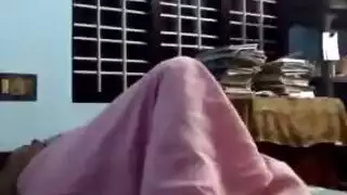 ميلف ماهرة تستعمل فمها وتبتلع الحمولة