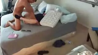 الفتاة المغربية المثيرة تُنكح في وجهها ثم تُملأ بالسائل المنوي من شاب عشوائي