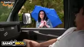 ابن ينيك امه ذات بزاز كبيرة و اكبر مؤخرة