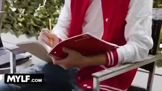 سكس ما بين الام وابنها واخته
