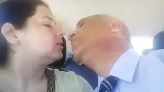 مغربية تتناك منوالخلف