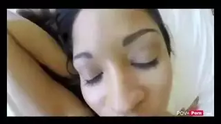 الخادمة البرازيلية الضخمة