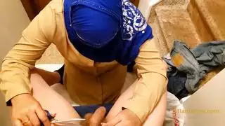اركب فخذ صديقتي واحتك با