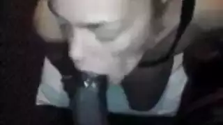 أسود في كس فتاة بيضاء