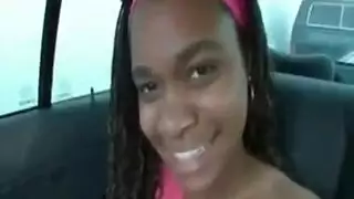 خبير القضيب الأسود يخدم العملاء مقابل المال