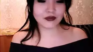 محجبة تبتلع كس كبير في الزور