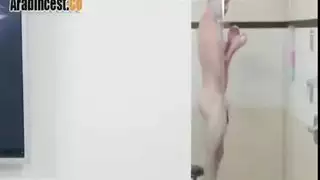 يسرق الكلوت المبلول وينيك أصحابه المشتاقين