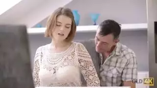 جنس البنت مع جدها