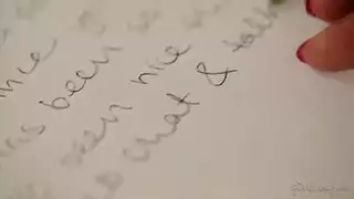 فتيات عدة يمارسن الجنس