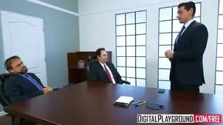 السكرتيرة ذات الأرجل الطويلة والكس الرطب