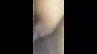 مثليات مثيرات يمارسن الحب أمام الكاميرا ، لأنهن بحاجة إلى بعض المال