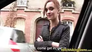 مراهقة مثيرة ، تحب ليا ليكزس ركوب قضيب صديقها وامتصاص الكرات أيضًا