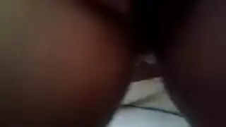 جنس عنيف: جيمي يسيطر على ماري في السرير