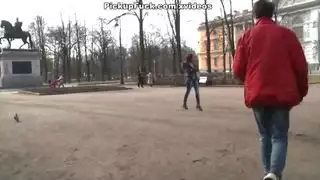 عضوه السميك يضغط على معدتي