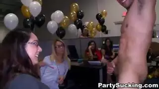 جنس ثلاثي صريح مع إيلاج مزدوج