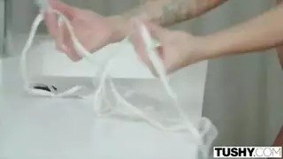 نيك الأخت المطلقة الممحونة