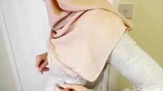 فتيش التكاثر: المرأة العربية الحامل تمص القضيب