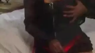 سحاقيات براز متطرف: العاب شرجية وتبادل برازي