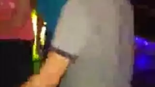 فرنسي شقراء في الحديقه