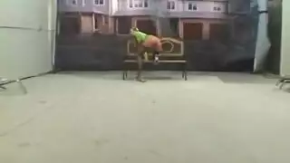 رجال يقذفون النساء